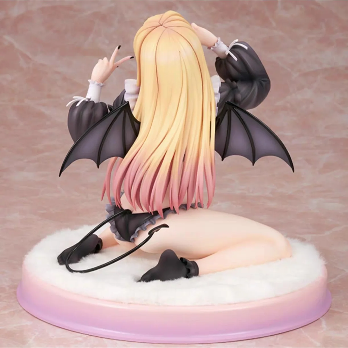 Na Stanie Alter Kitagawa Marin Leeds Figurka na Biurko Śliczna Lalka Ozdoba Anime Figurka Akcji Zabawka Prezent Model Kolekcja