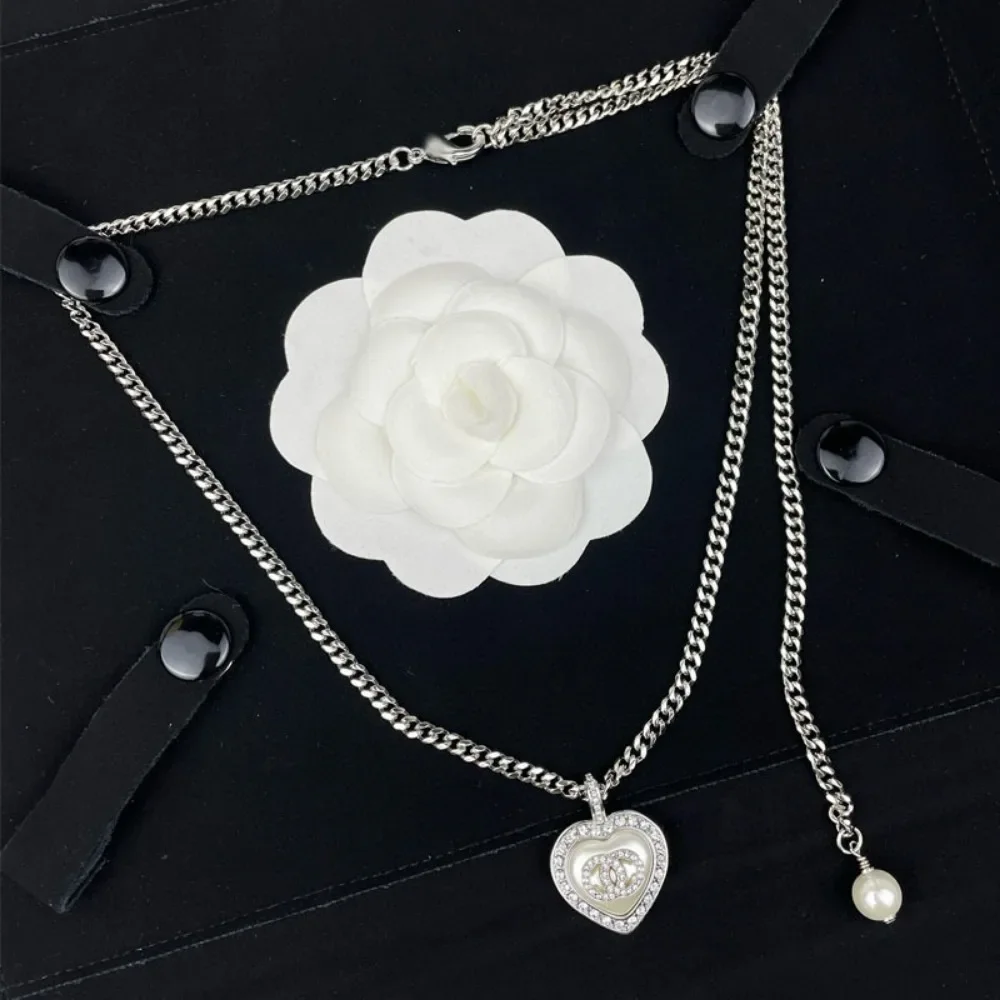 

Новинка 2025 года, женское ожерелье премиум-класса, классическая цепочка на ключицы, китайское антикварное ожерелье со знаменитостями и буквами