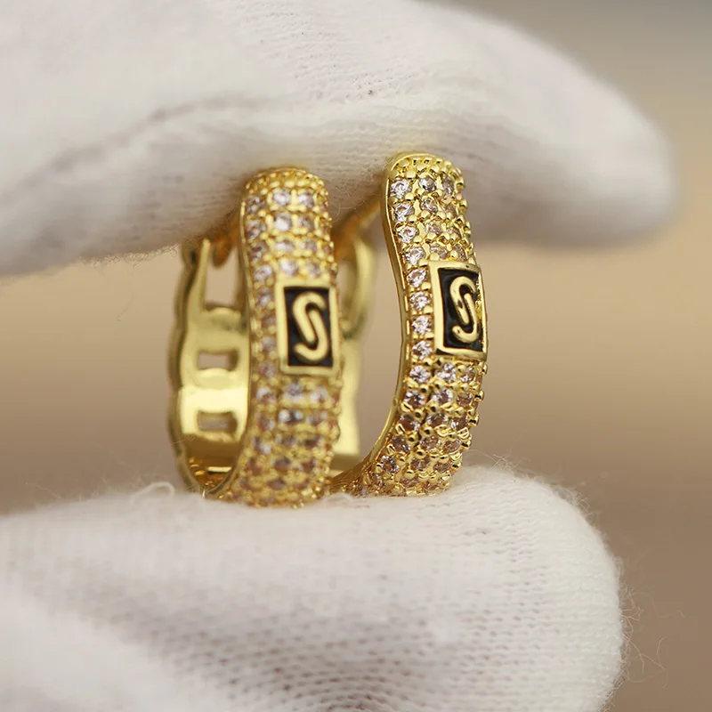 New Sight Design Unique Crystal Simple Earrings for Women Fashion Brand Jewelry Classic Unique Zirconia Earrings