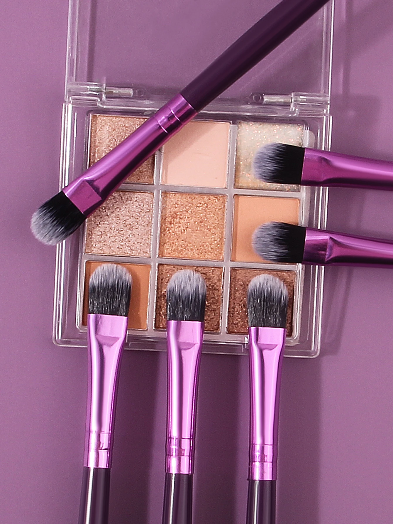Conjunto de pincéis de maquiagem roxo de 6 peças: cerdas macias para fácil coloração, pincel de sombra, pincel corretivo, maquiagem profissional detailbrush