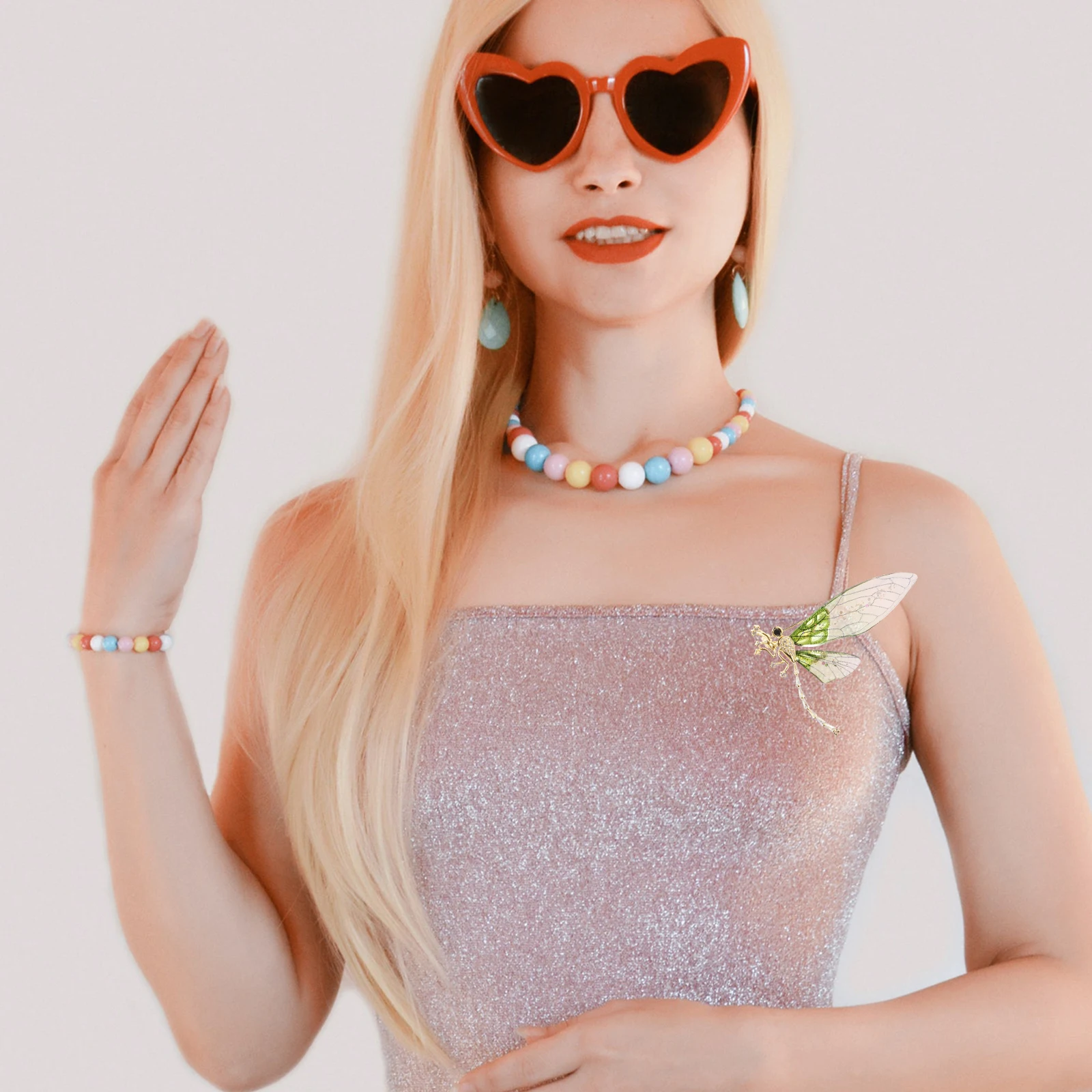 

1Pc Dragonfly Brooch Light Green Retro Cartoon Hat Pin For Women Clothes Scarf Brooch Lapel Pin Small Size Easy To Carry