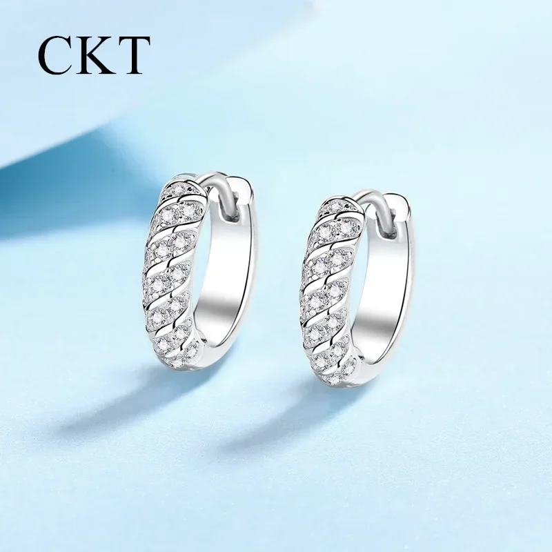 

18K White Gold Platinum Buckle 0.38 Carat Moissanite Diamond Luxury Hoop Earrings for Women Pt950 Fashion Gift Wedding Jewelry