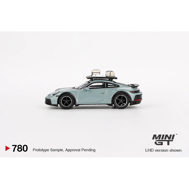 Minigt 780 em estoque 1:64 porsche 911 992 dakar sombra verde metálico diecast diorama modelo coleção brinquedos