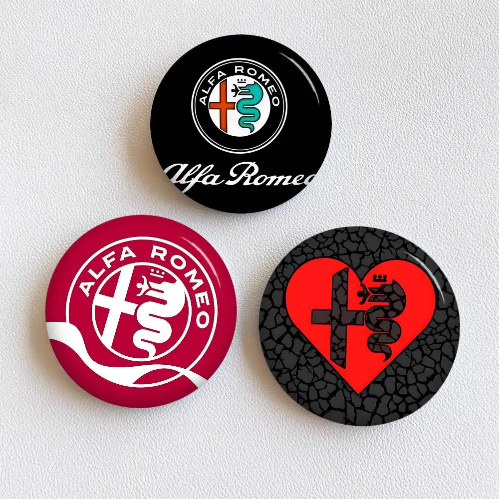 Hot Car A-Alfa Cool R-Romeoes Soft Button Pin Bright Printed Icon Gift For Friends Badge Collar Brooch Lapel Pin Metal