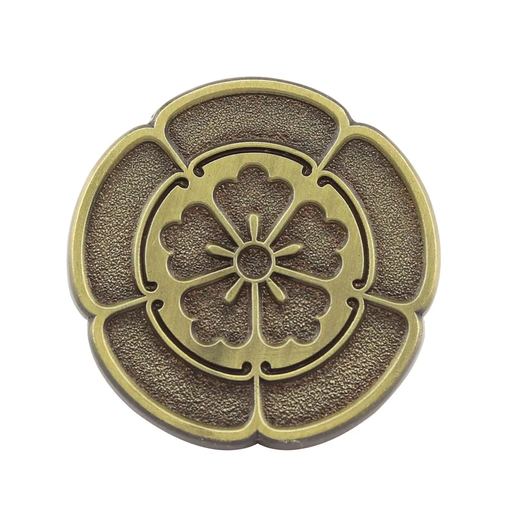 Juego de gemelos, pinza de corbata y distintivo de metal vintage con escudo familiar Kamon de Oda Nobunaga, estilo japonés Mon Oda Mokko, accesorios de vestimenta