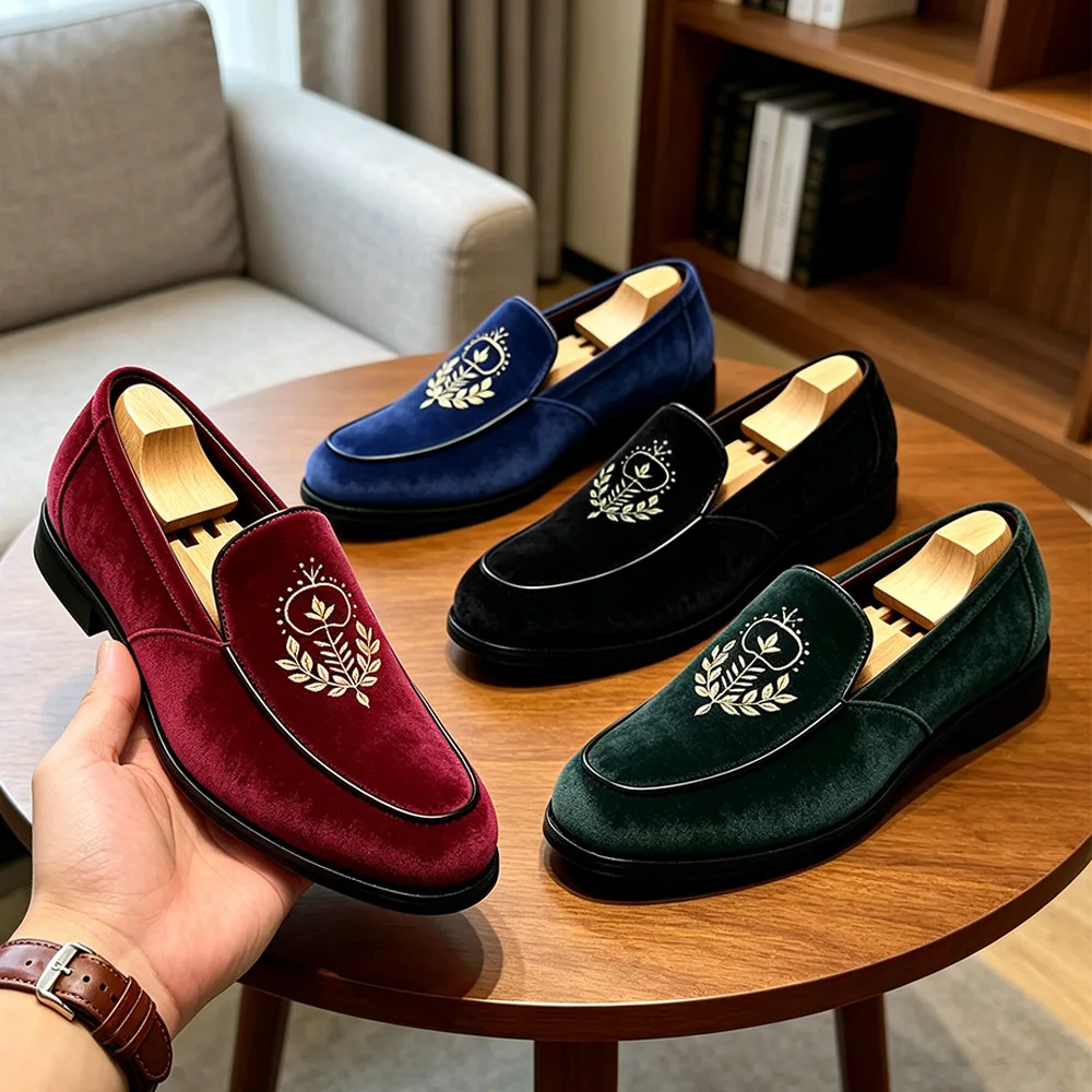 

New Men Suede Leather Dress Shoes British Style Embroidery Casual Business Shoes Slip-on Loafers