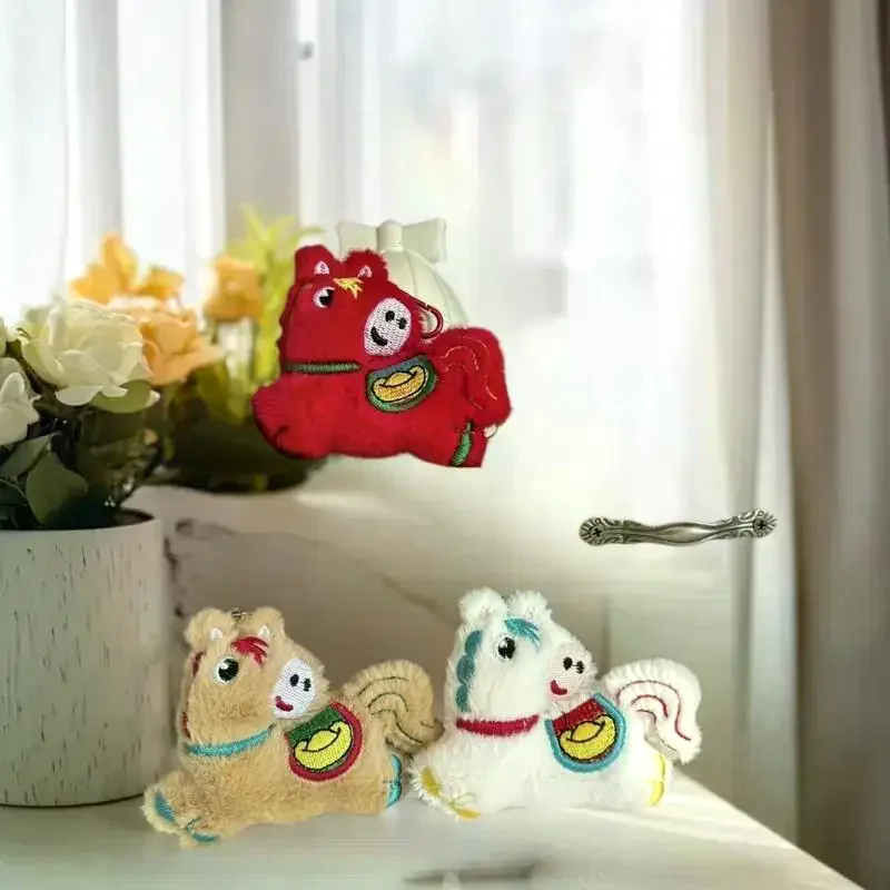 

1 шт. кукла 2026 год лошади реалистичный плюшевый пони талисман украшение дома мягкий подарок для новорожденного