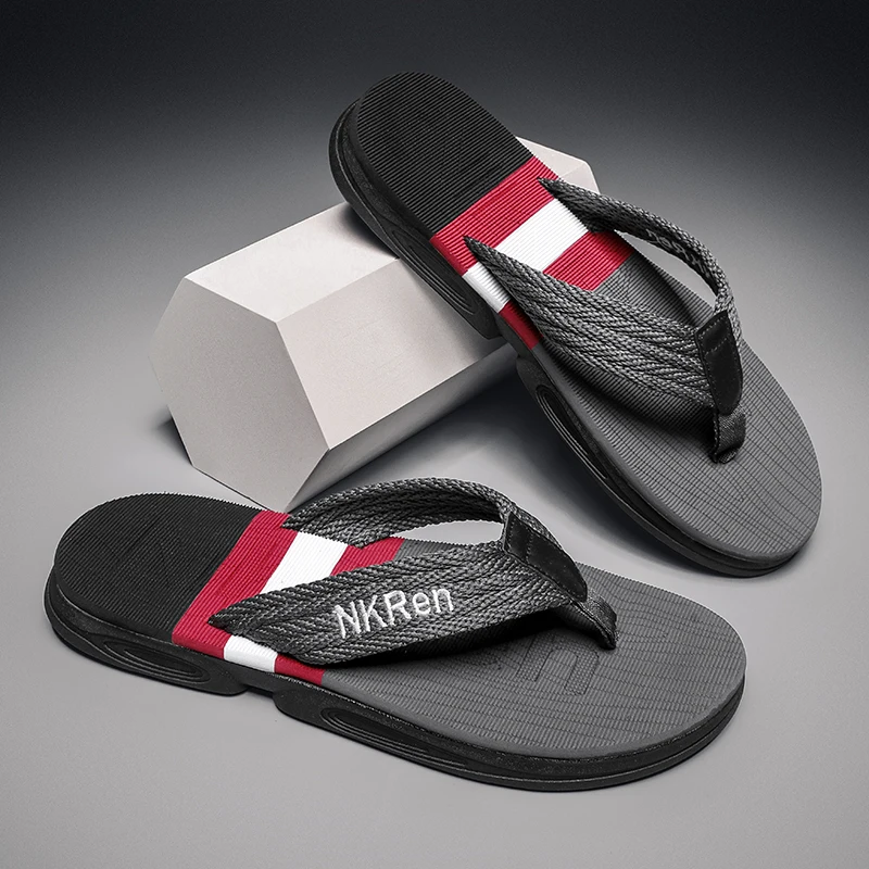 

Мужские летние шлепанцы высокого качества, мужские пляжные тапочки, модные уличные шлепанцы, повседневные дышащие тапочки для мужчин, новые сандалии