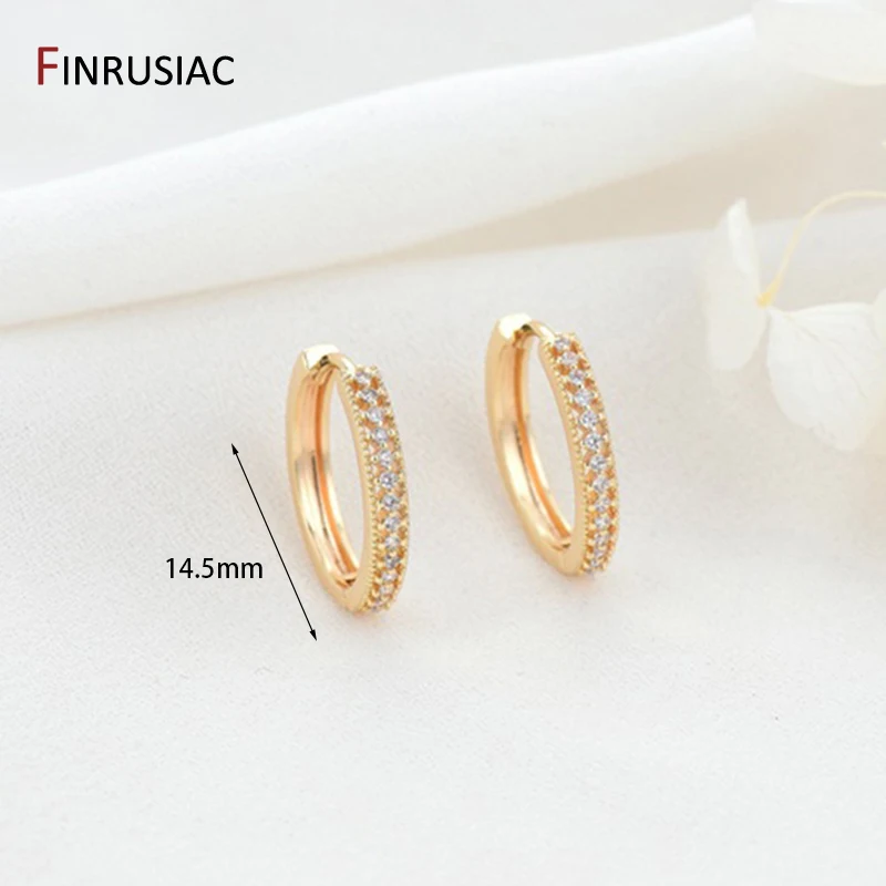 Luxuriöse Regenbogen-Zirkon-Creolen für Frauen, 14 Karat vergoldetes Messing, runde Huggie-Ohrringe, Hochzeitsschmuck, Geschenk – Detail 16