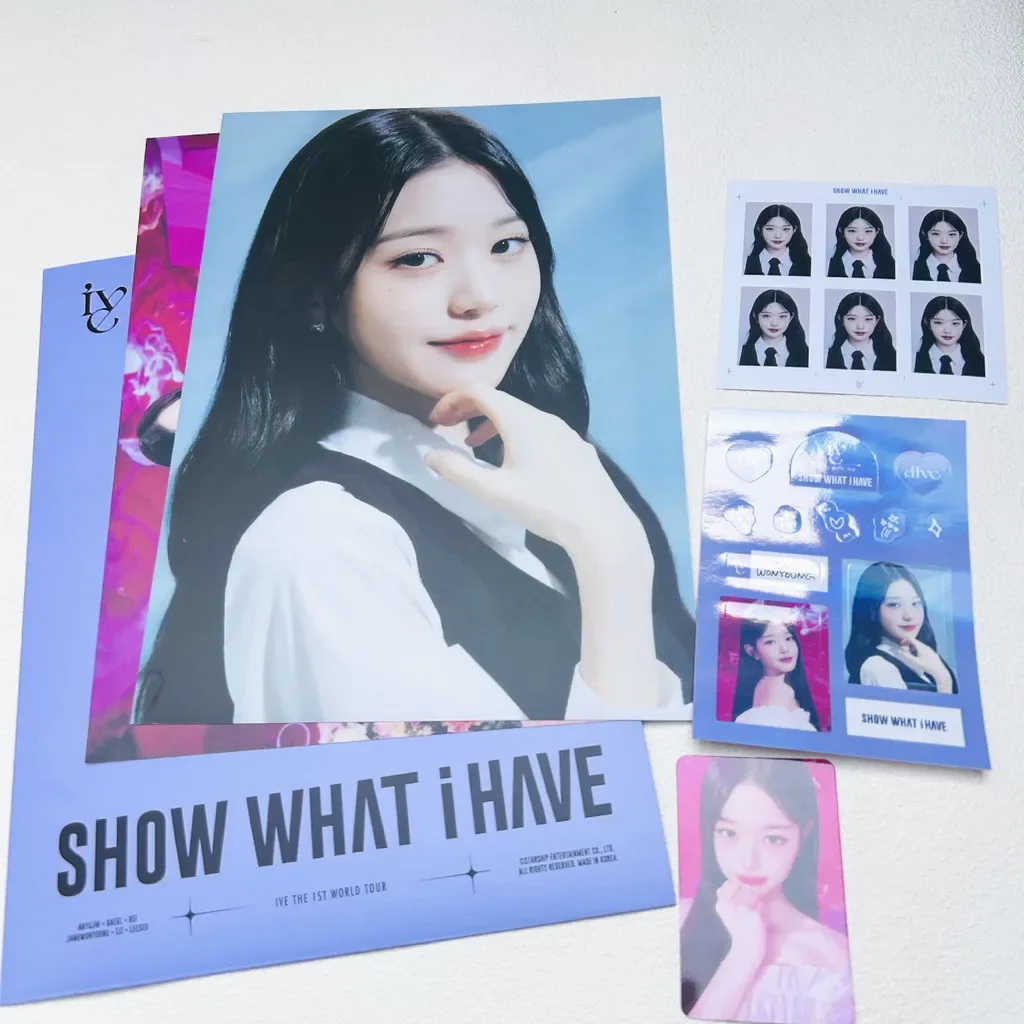 Kpop Idol IVE JANGWONYOUNG The 1st World Tour SHOW WHAT I HAVE Photo Kit