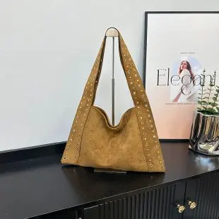 

2025 Autumn Winter Soft Leather Shoulder Bag, Women's Chic Crossbody Tote, Minimalist Day to Night Purse, Versatile Sling Bag