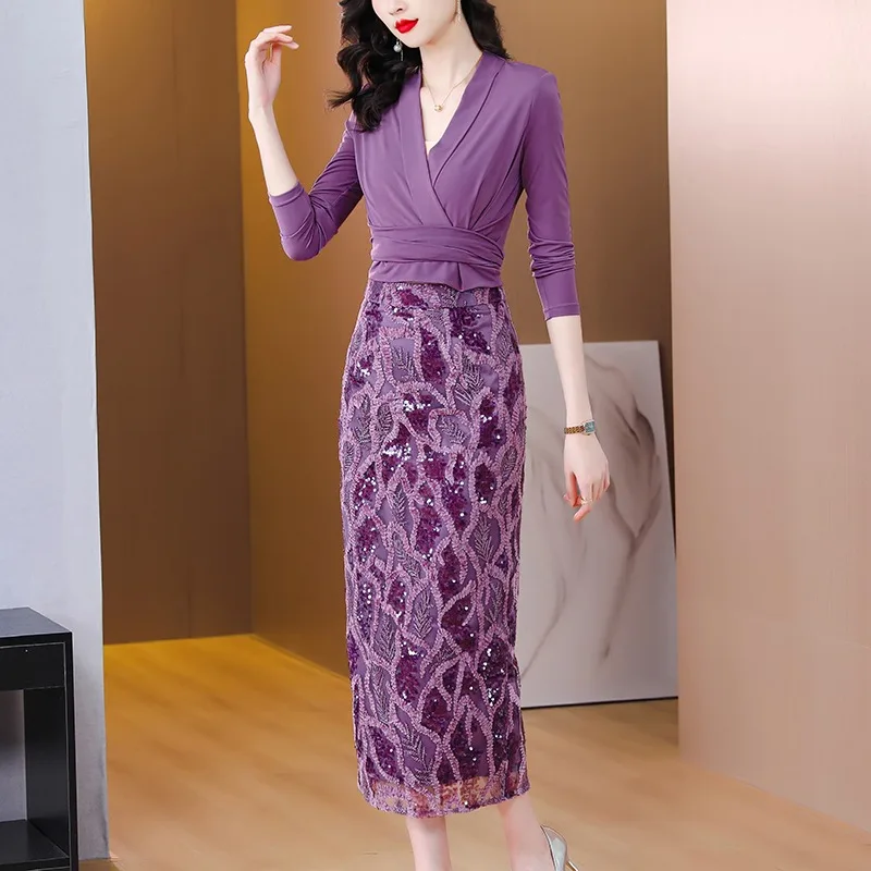 

Комплект из двух предметов: приталенная юбка и топ с V-образным вырезом, коллекция Ele Spring, для офиса, миди, свободный крой