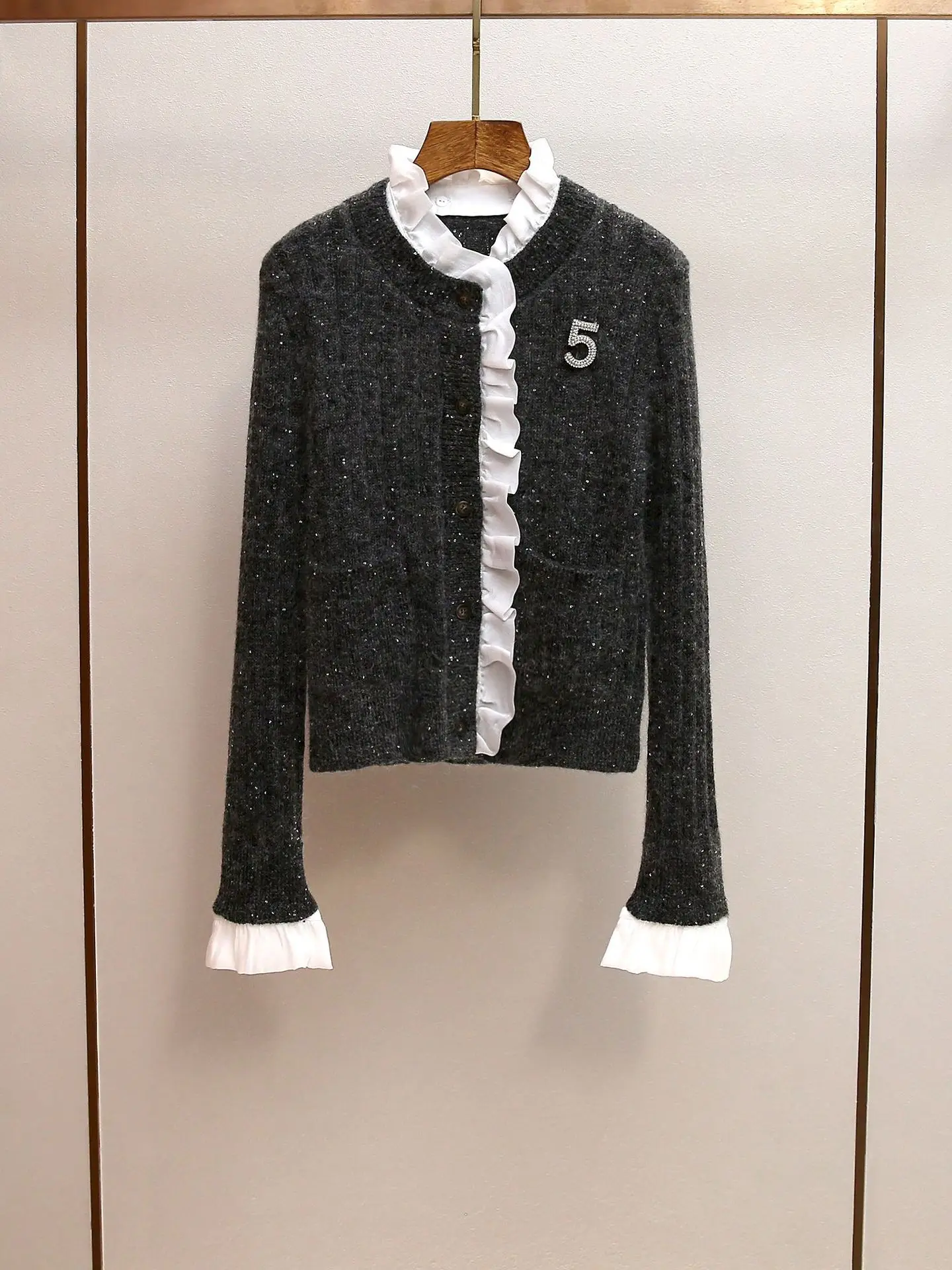 

High-end women's autumn new French fluffy ruffled trim shimmering knit sweater 니트 tops traf woman 2025 pull femmes sweater for