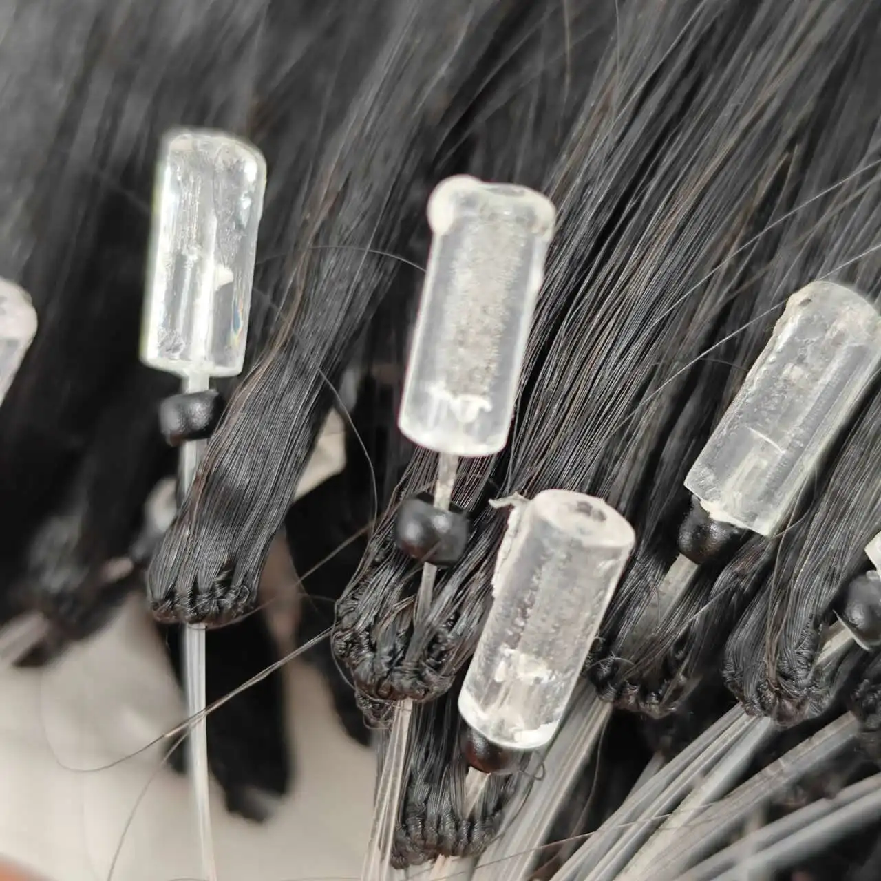 

Новое изобретение, необработанные дешевые волосы Remy, натуральный цвет, 50 см, длинные вязанные крючком, невидимые H6, наращивание волос с перьями, наращивание человеческих волос