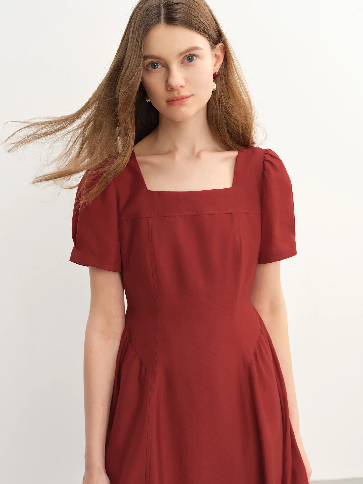 DUSHU Plus-Size Women's French Square Neckline Side Pleated Elegant Anchora Red Dress - 2025 Summer New Dresses 25DS82788