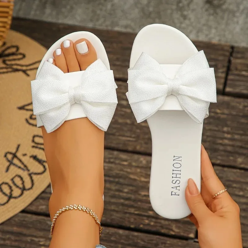 2026 New Women's Fashionable Flat Casual Beach Slippers Women Summer Bow Tie Embellishment Comfortable Lightweight Slippers