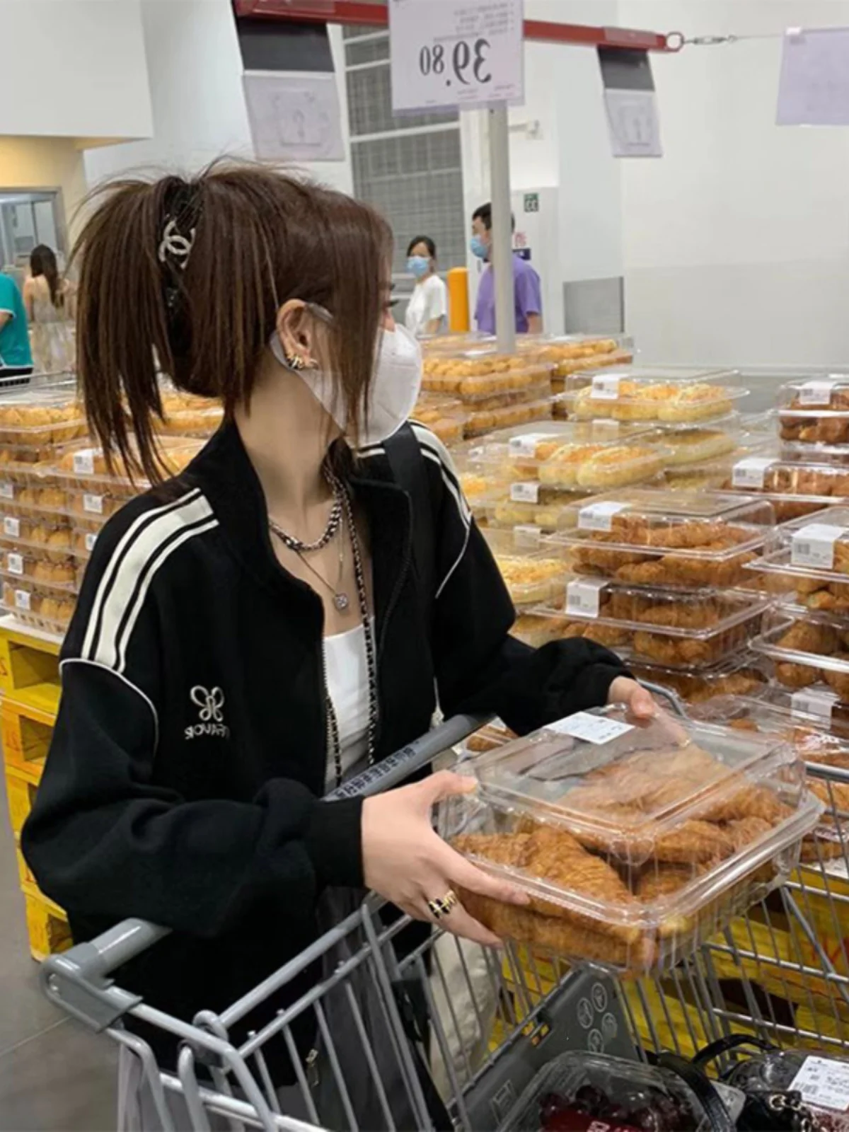 

Стильная женская бейсбольная куртка на молнии с вышитыми буквами, воротником-стойкой, утепленная, из органического хлопка, для повседневной носки