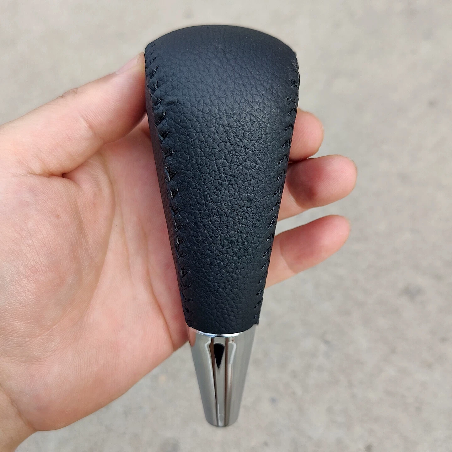 New Leather Gear Shift Knob For  LX570 2007 2008 2009 2010 2011 2012 2013 Gear Ball Head