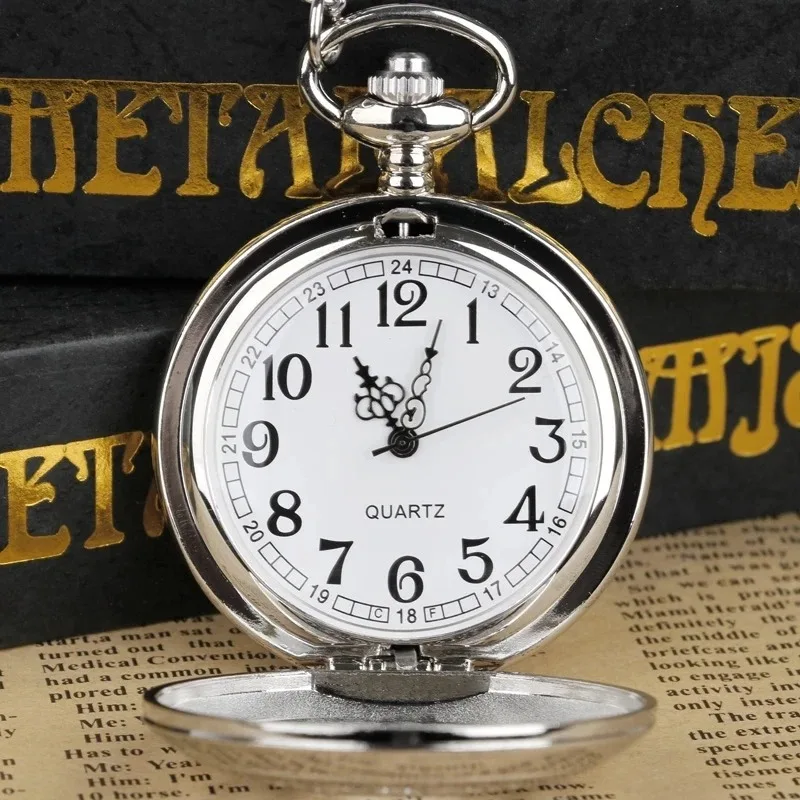 ساعة جيب كوارتز فضية مجوفة أرقام رومانية للرجال والنساء قلادة قلادة على مدار الساعة هدايا