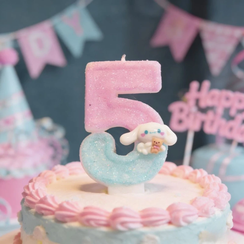 

Милые свечи-цифры Cinnamoroll, розовые и голубые, от 0 до 9, для торта на день рождения, украшение для торта, товары для детского дня рождения, игрушка