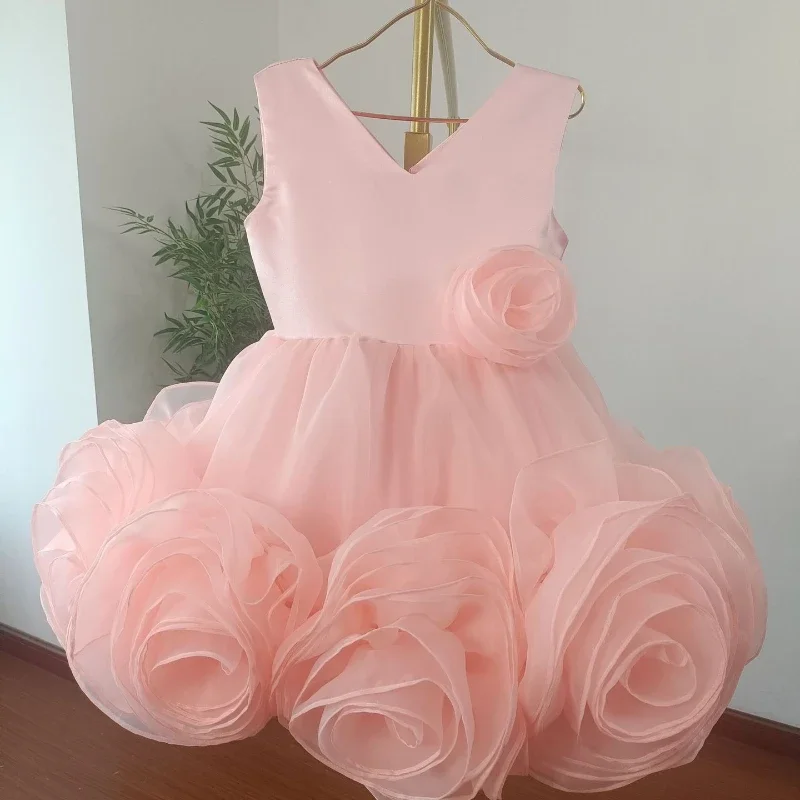 

2026 Piano Performance Dress Girls New Pink Sleeveless Trend Formal Event Matching Princess Gown Host Recital Stage Catwalk