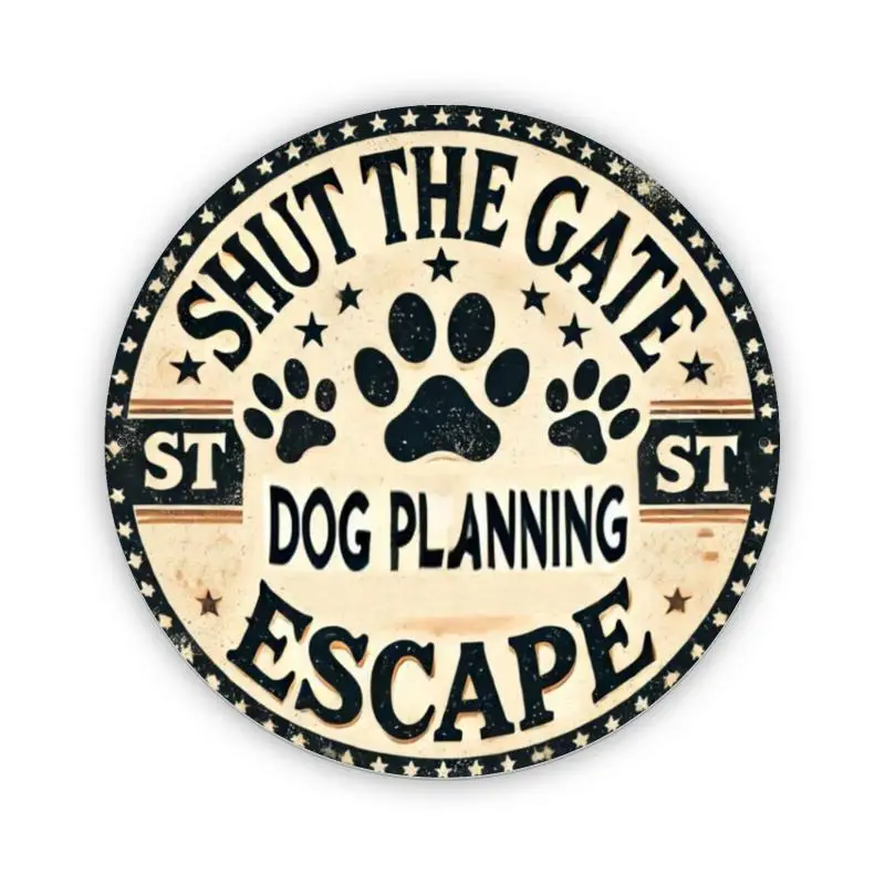 1 Stück Metallschild „Shut The Gate Dog Planning Escape“ im Vintage-Stil, langlebiges und wasserdichtes Eisendekor für Haustiere, einfach aufzuhängen, 19, 99 x 19,