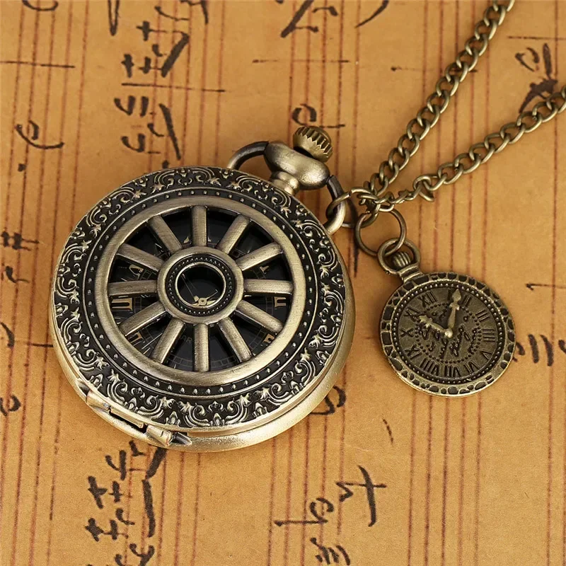 Old Fashion Hollow Out Watch Pendant Compass Gadget Unisex Quartz Analog Pocket Watches with Sweater Chain Portable Timepiece