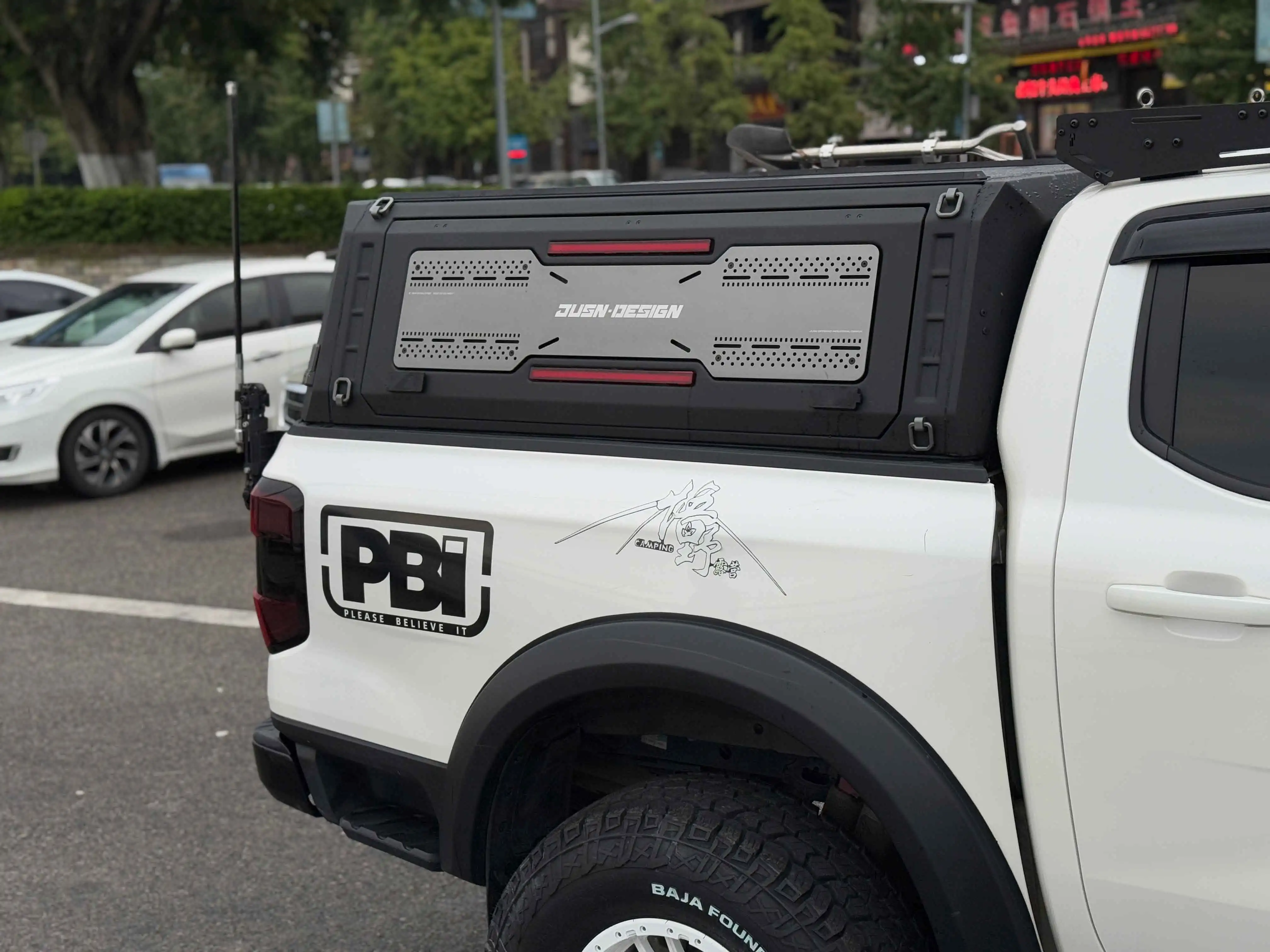 Instock Fast Shipping 4x4 Accessories Manual Waterproof Body Kit Canopy for Isuzu D-Max Truck Ranger