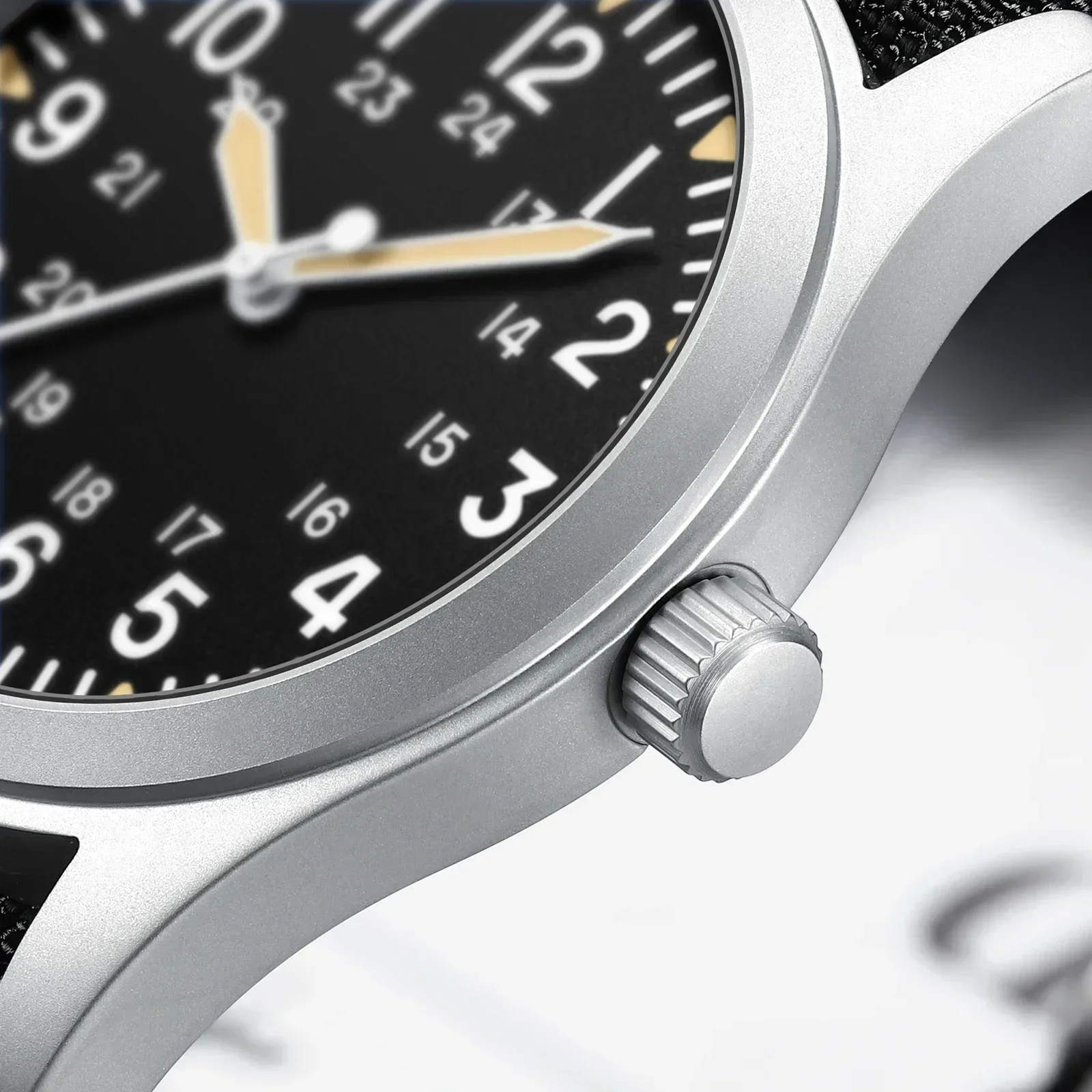 MILITREK 2025 新しいメンズクォーツ時計 VH31 レトロミリタリー 37 ミリメートル防水サファイアガラス発光ステンレス鋼リロイ Hombre