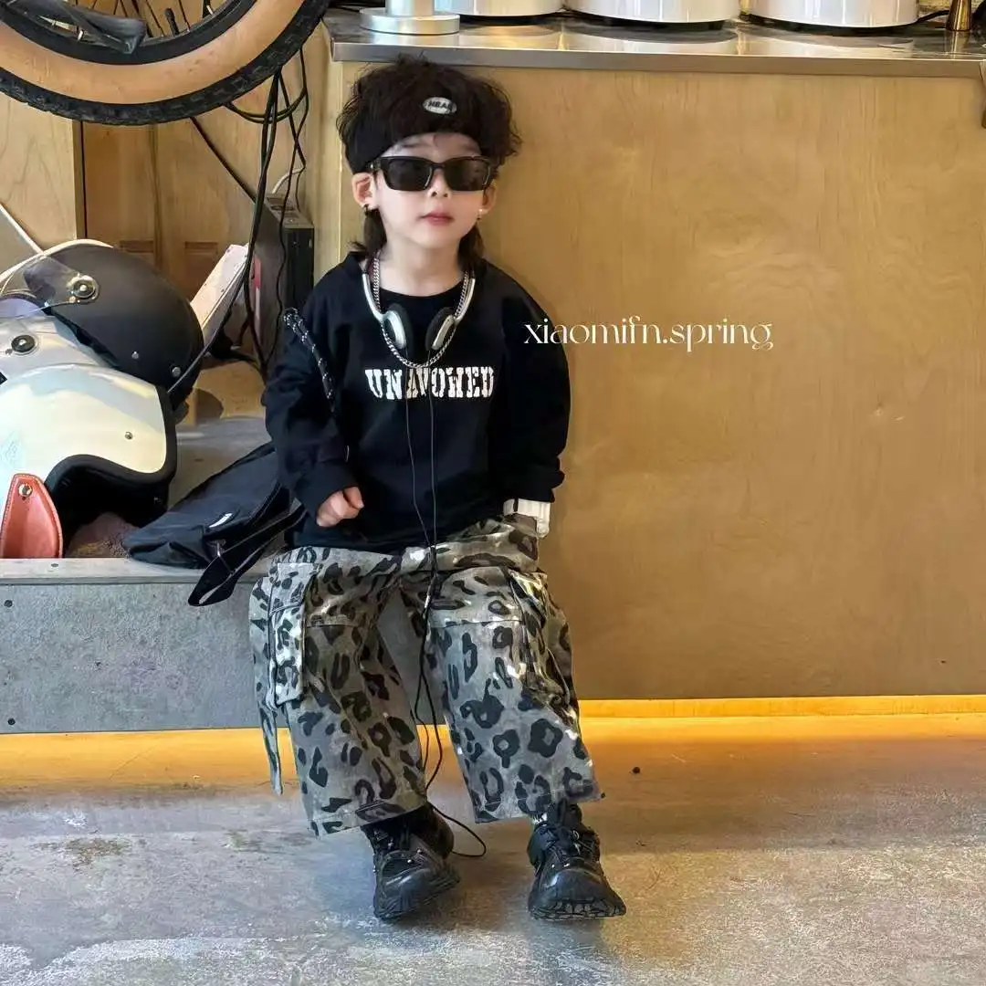 Boys 2026 Spring New Korean Version Suit Children's Letter Ripped Bottoming Shirt Leopard Print Casual Trousers Two-piece Set