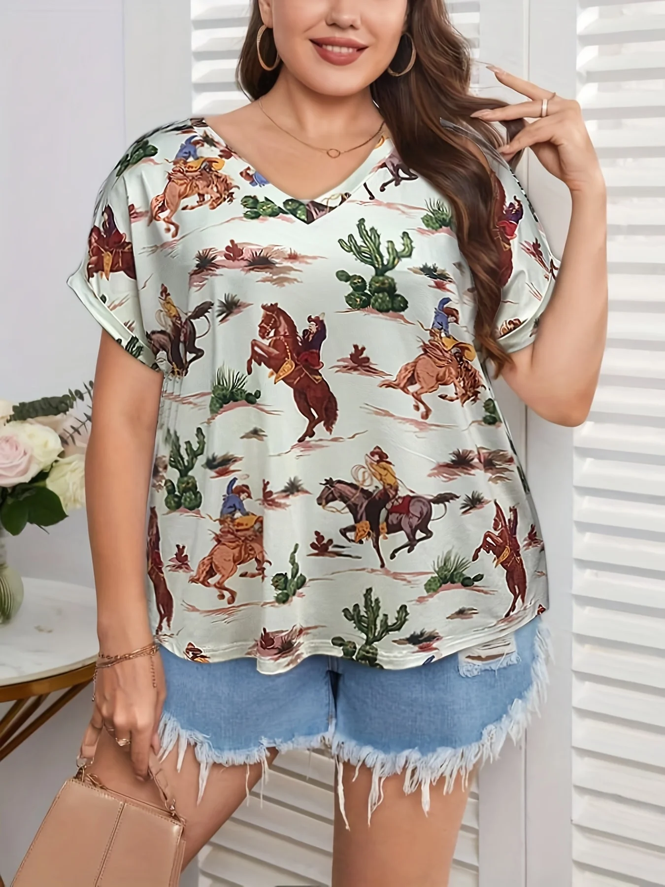 

2024 New Summer Plus Size T-shirt Vintage Western Style Printed Women's Versatile Casual Loose Fashion Regular V-neck Top