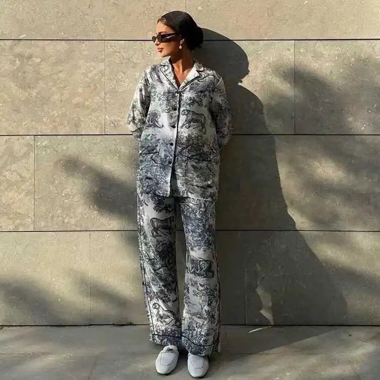 

Повседневный комплект из длинных брюк с воротником и брюками с чернилами, женский костюм из двух предметов на пуговицах, лето 2024, коллекция