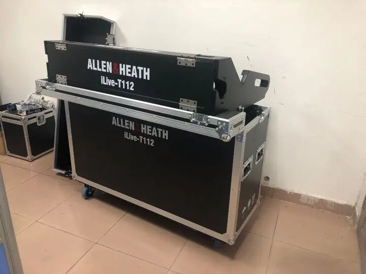 

Allen iLive T112 Mixer Hydraulic Aviation Case Reinforced Thickened Hydraulic Rainproof and Shockproof Cabinet
