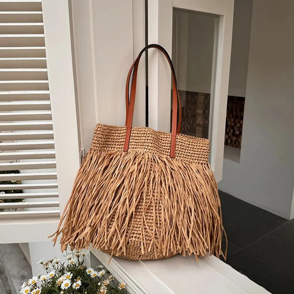

Summer New Bohemian Style Straw Woven Shoulder Bag Tassel Ethnic Style Large Capacity Basket Weave Women's Beach Vacation Bags
