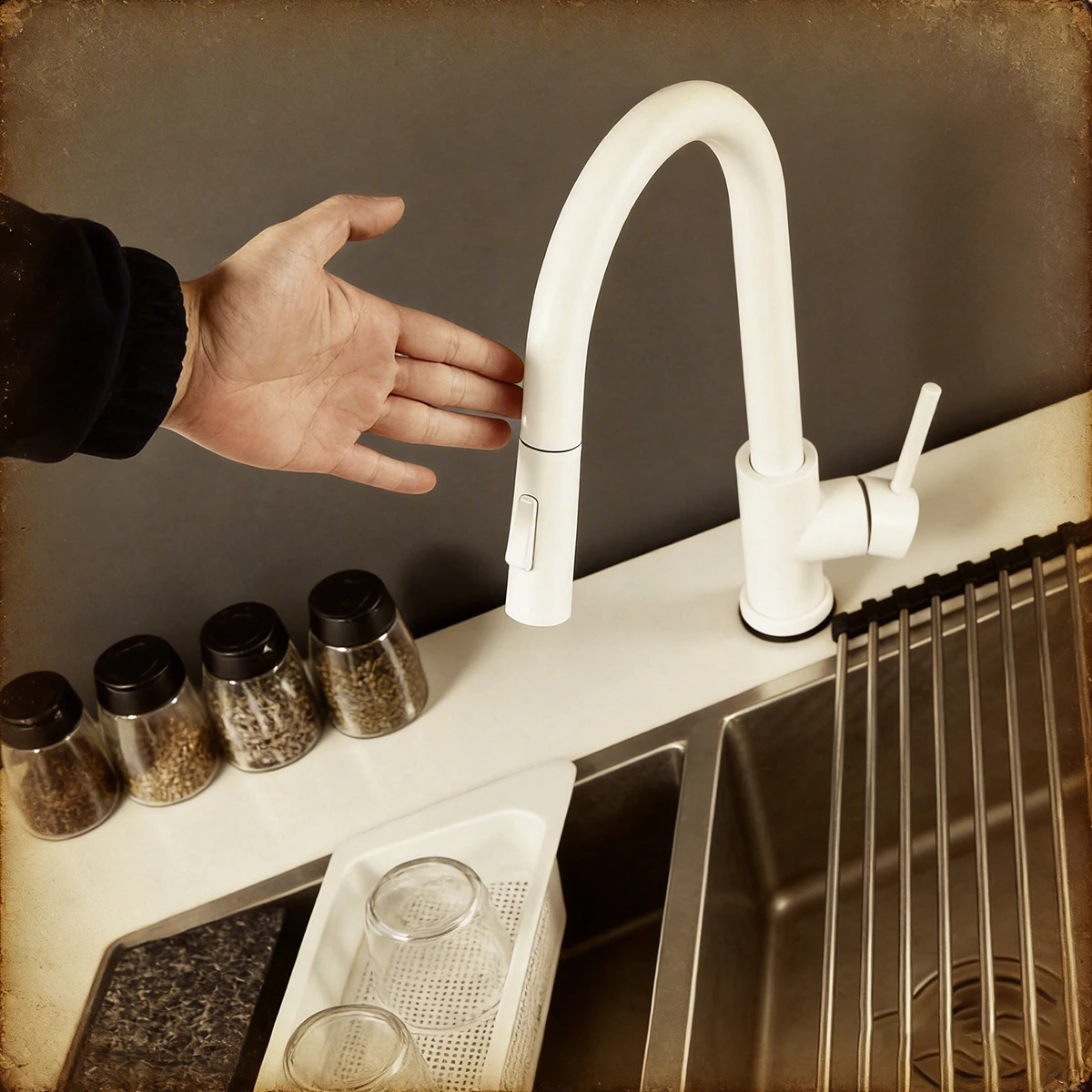 

Smart Touch Sensor Kitchen Sink Faucet Brushed Nickel Pull Down Sprayer Hot Cold Mixer Tap Modern Kitchen Fixture Faucets