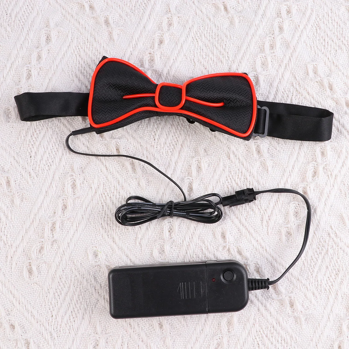 Flashing LED Bow Tie Red Glowing Party Tie for Masquerade Costume Holiday Glow Accessory Fashion Statement Decor