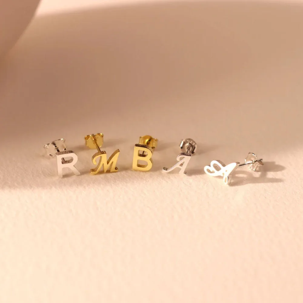 

Customized letter earrings • Simple daily letter accessories • Birthday gift for girlfriends •