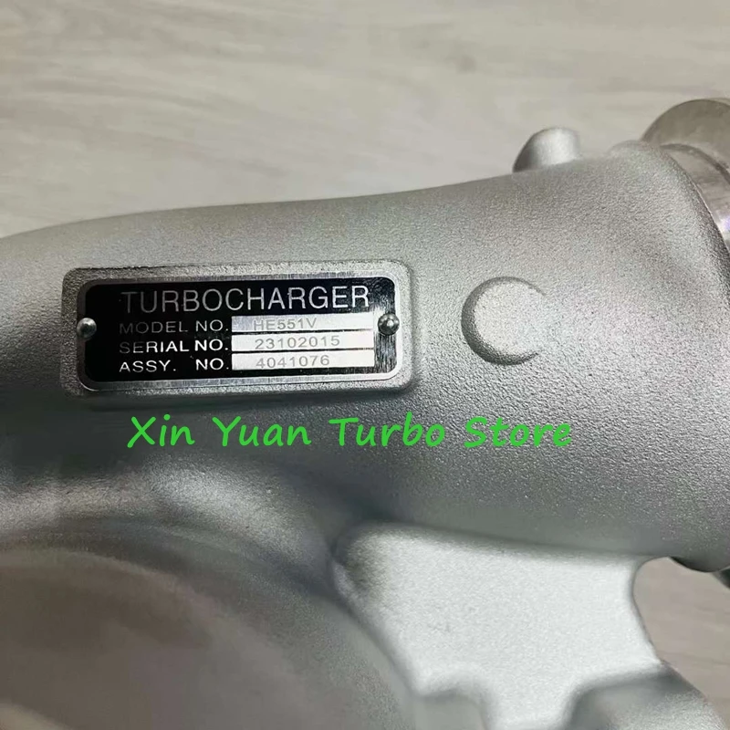 HE551V Turbocharger 4041076 4043214 4045752 4043226 2881993 3768263 Turbo for Cummins Signature with ISX QSX15 Engine