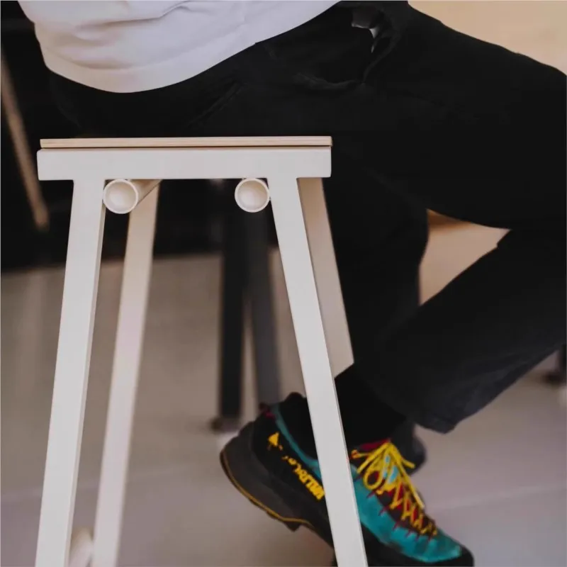 MOMO Wrought Iron Bar Stool Simple Design High Chair for Home Island Cafe Minimalist Designer Stool for Kitchen Table