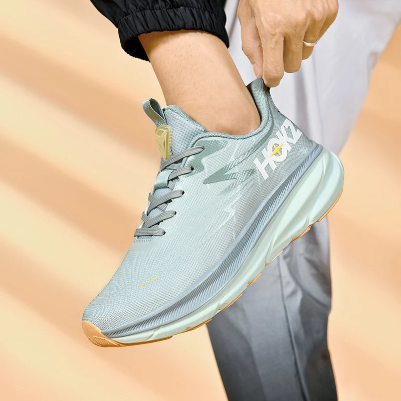 

Men's Running Shoes Race Sneakers Non-Slip Luxury shoes Breathable Jogging Trainer Outdoor Cushioning Mesh Couple Off-road Shoes