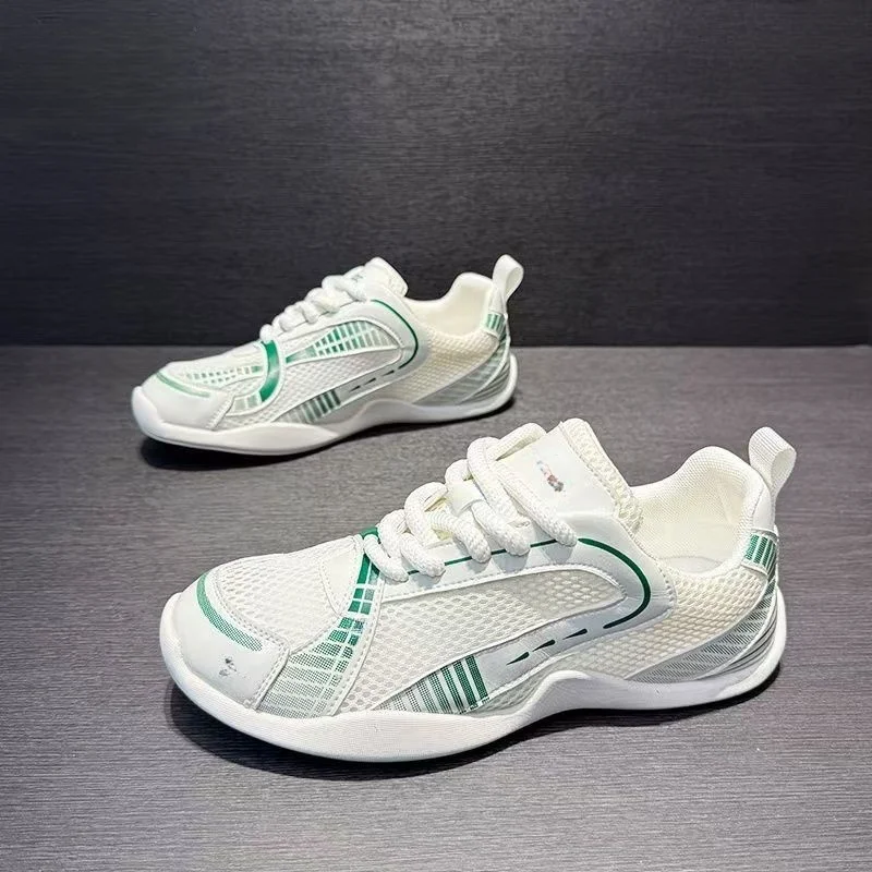 

Мужская обувь, тренд 2025, новая летняя сетчатая дышащая ниша для вождения, универсальная, легкая, удобная, повседневная, спортивная