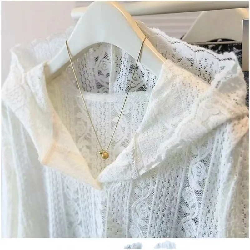 Hook Flower Lace Hollow Hooded Shirt For Women, Spring 2025 Korean Medium Length Top
