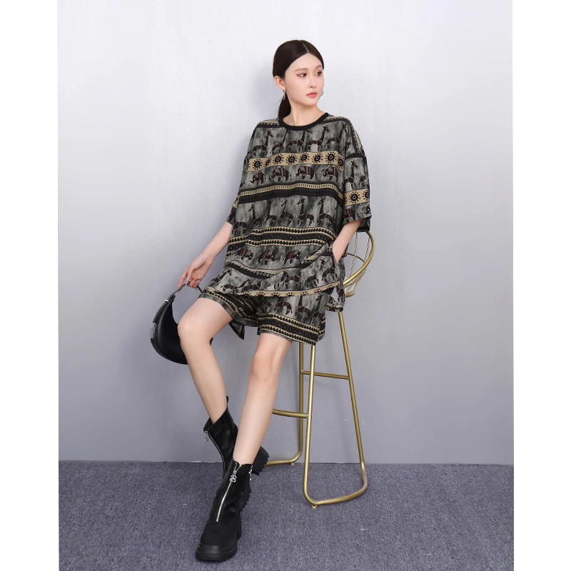 2025 Spring Summer New Suit Women Loose Printed T-shirts Top Shorts Two-piece Set J1170