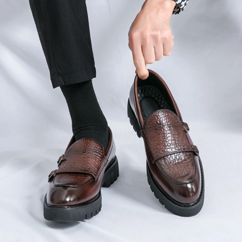 

New double-button casual leather shoes men's fashionable flip-flops business formal shoes and trendy thick-soled loafers