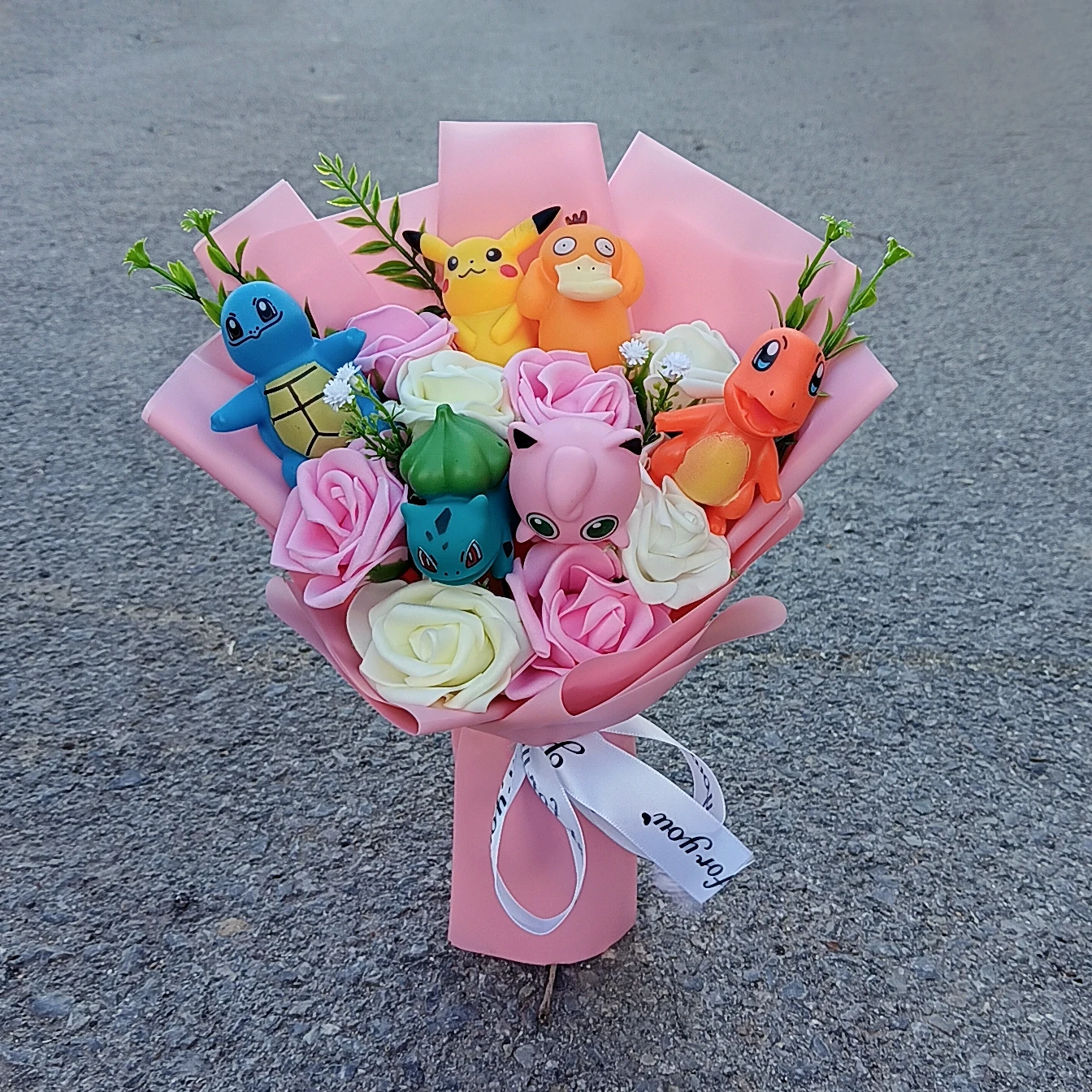 Pokemon Bouquet Gengar Charmander Squirtle Bulbasaur Eevee Pikachu Compleanno Regalo di San Valentino Regalo di festa di Natale