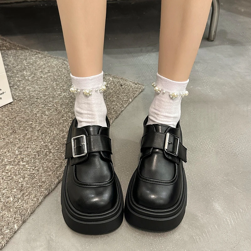 Sepatu pantofel wanita, sneaker Platform Oxford hitam rata gaya Inggris Slip-on musim gugur dan dingin untuk perempuan