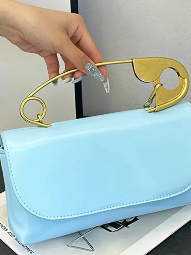 حقيبة مربعة بسيطة لصيف 2025، محفظة كتف كلاسيكية للنساء، حقيبة كروس كاجوال، حقيبة أنيقة من النهار إلى الليل
