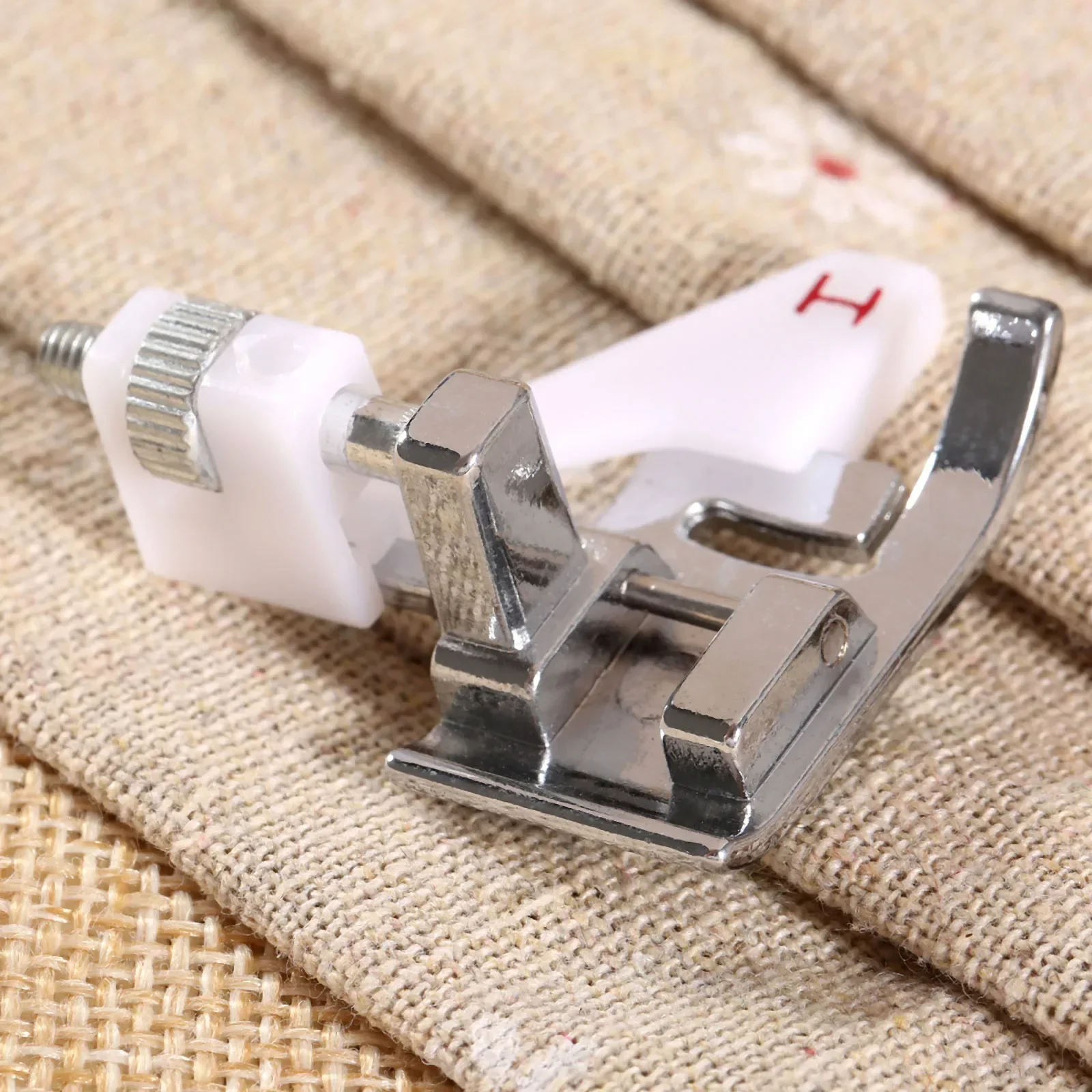 Metal Universal Snap on Blind Hem Household Sewing Machine Presser Foot for Brother Singer Janome Edge Stitching Embellish Laces