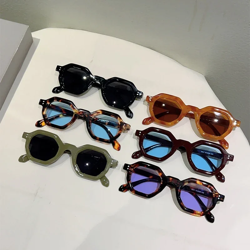 KAMMPT Polygon-Sonnenbrille, 2025, neue Mode, Bonbonfarben, Rand, Outdoor-Sonnenbrille, Damen, trendiges Markendesign, lässige Dekor-Sonnenbrille – Detail 4