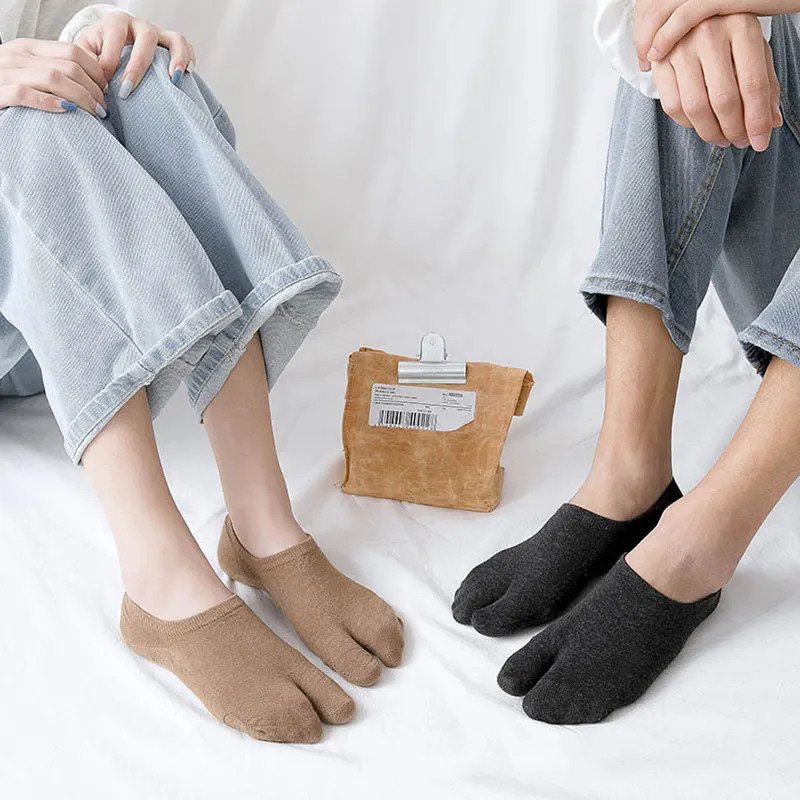 

1Pair Two Finger Socks Japanese Style Combed Cotton Couple Socks Summer Breathable Two Toe Socks Invisible Low Cut Boat Hosiery